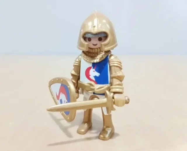 Playmobil Guerriero Dorato con Unicorno