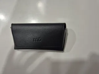 Gafas de sol negras  sin estrenar