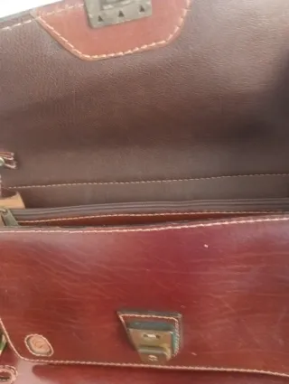 Bolso de piel para caballero