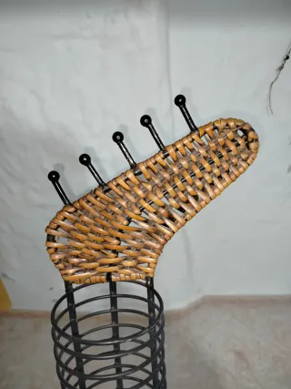 Estantería Guitarra y Paragüero Forja y Mimbre