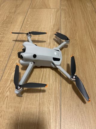 Dron DJI Mini 4 Pro