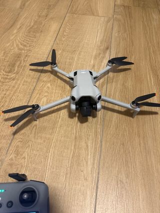 Dron DJI Mini 4 Pro