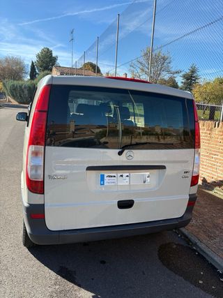 Mercedes-Benz Vito 2012