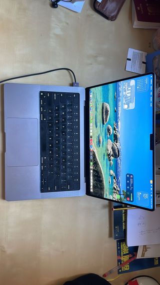 MacBook Pro 14'' M2 Pro 500GB SSD 16gbr