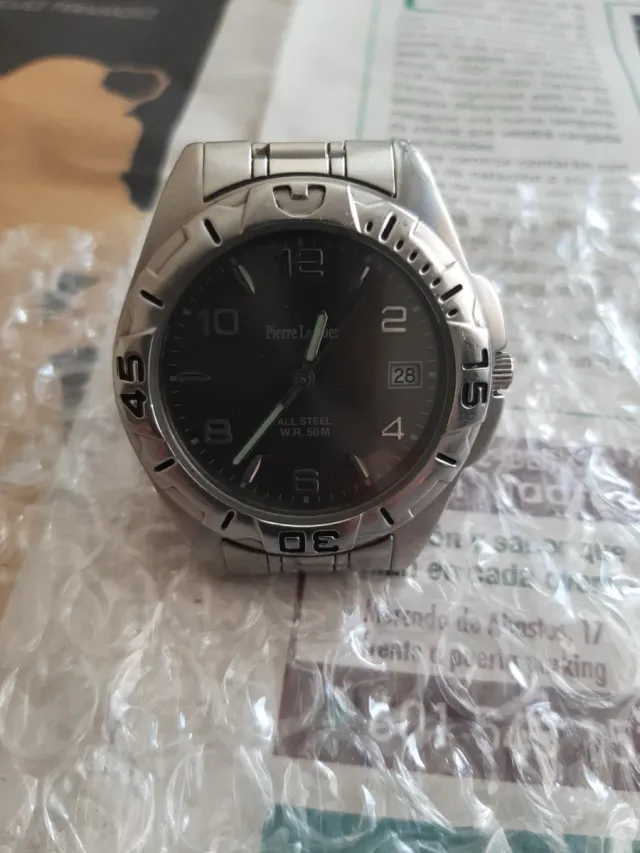 Reloj Pierre Lannier Acero Gris