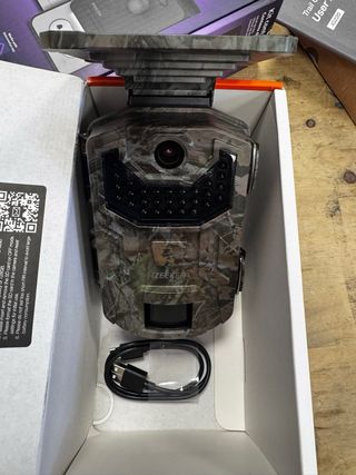 iZEEKER cámara de caza Solar