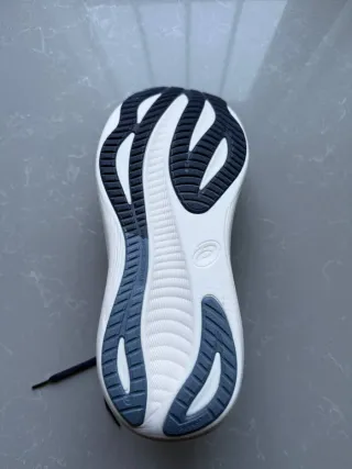 Zapatillas Nike Vomero Plus Azul/Blanco