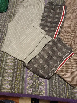 Lote de  seis Pantalones  de Mujer