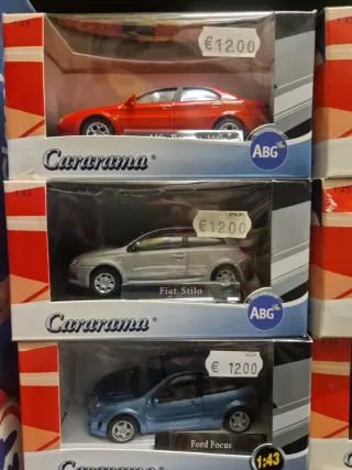 10 Coches a escala 1/43 Cararama NUEVO