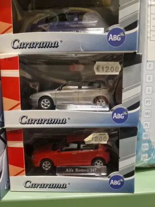 10 Coches a escala 1/43 Cararama NUEVO