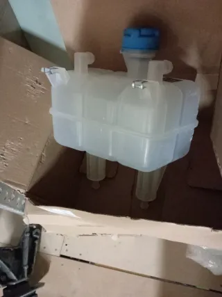 Vaso de expansión 1374132080 Citroen Fiat Peugeot