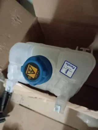 Vaso de expansión 1374132080 Citroen Fiat Peugeot