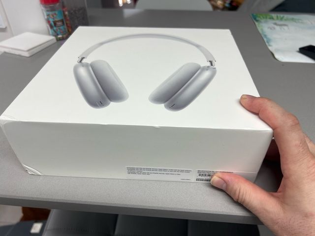 Caja vacía AirPods Max