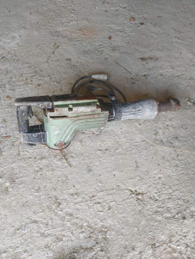 Martillo Eléctrico Demoledor Hitachi H65SB