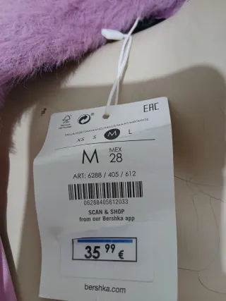 Chaqueta con capucha