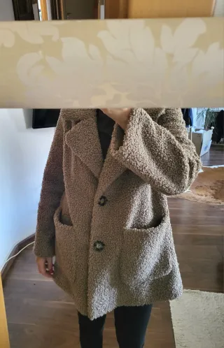 Abrigo Zara Beige Talla S