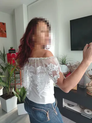 Accesorio flores blusa otavaleña