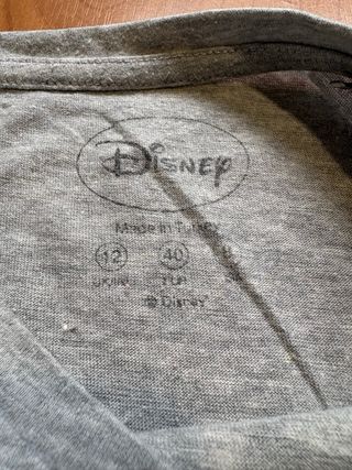 Camiseta Mickey y Minnie gris