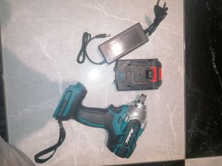 Taladro y pistola de impacto a batería