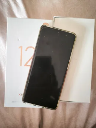 Xiaomi 12 Grigio/viola