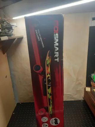 Skateboard elettrico con acceleratore