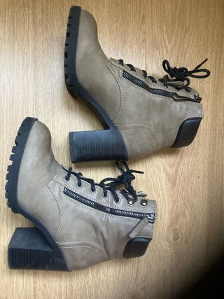 Botines Talla 37 Marrones y Negros