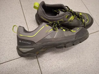 Zapatillas montaña niño T.38 Quechua