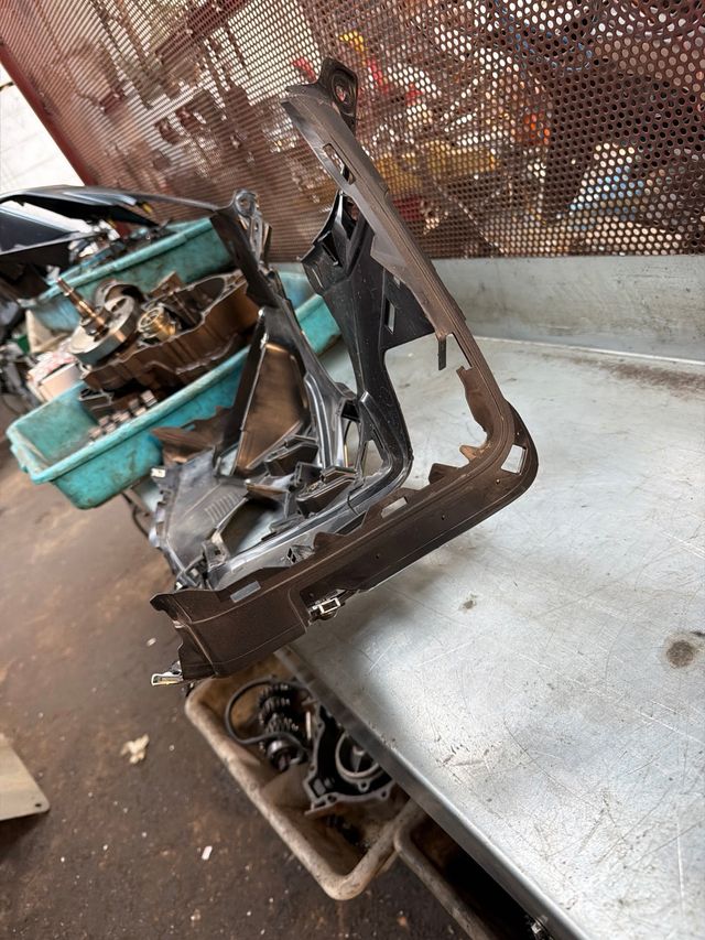 Contraescudo Yamaha T-Max 560 2023