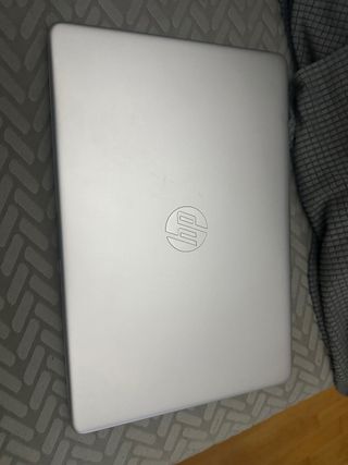 Ordenador HP Plata y Negro
