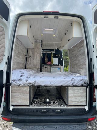 Mercedes-Benz Sprinter 2012