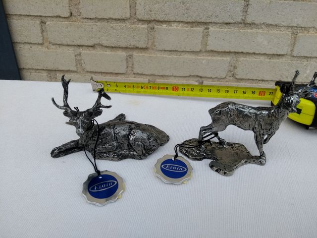 Figure di cervi in peltro