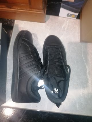 2 Tenis Adidas Talla 42 2/3 Negros