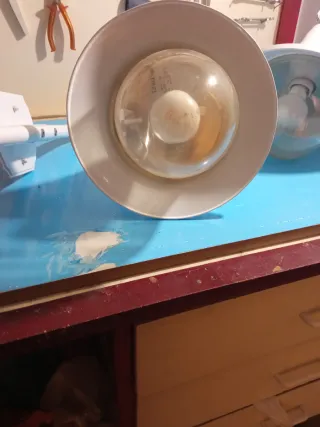 Lámpara de techo blanca y aplique