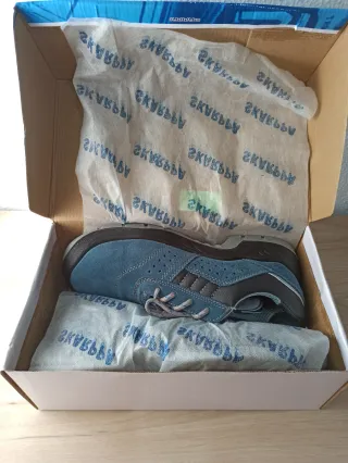 Zapatos de Seguridad Azules y Grises