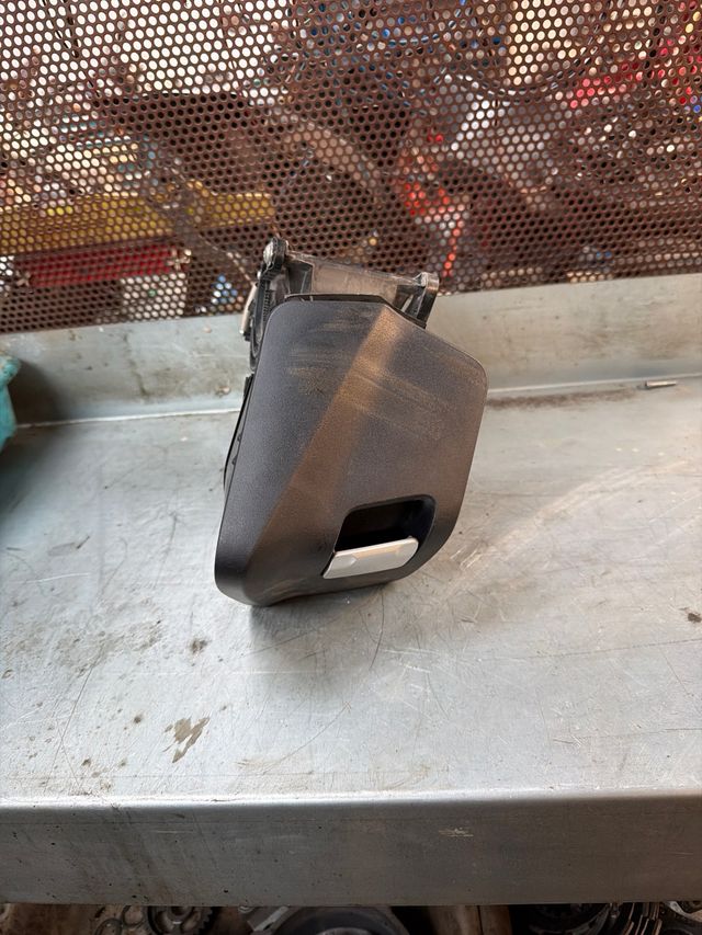 Guantera Yamaha T-Max 560 2023