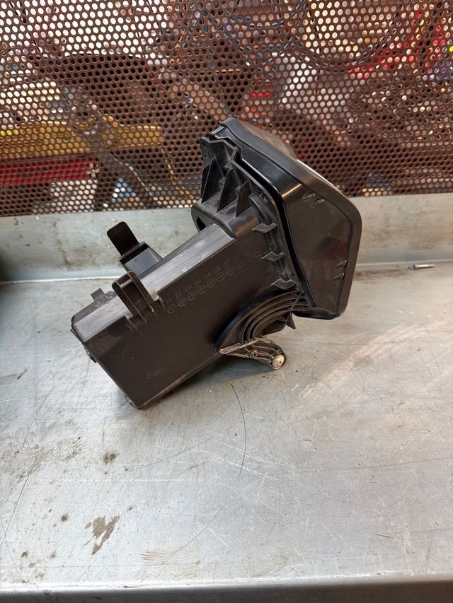 Guantera Yamaha T-Max 560 2023