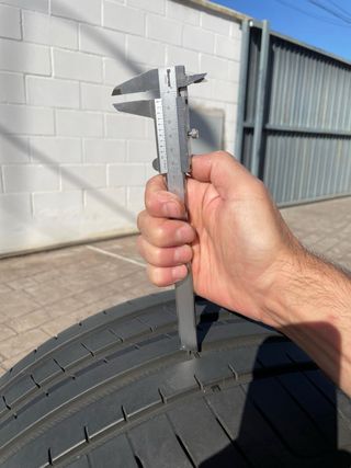 Neumático Goodyear Eagle F1 265/30 R20 94Y