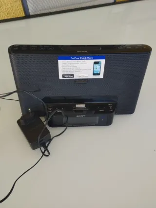 Radio Orologio Sony con Caricatore per iPhone