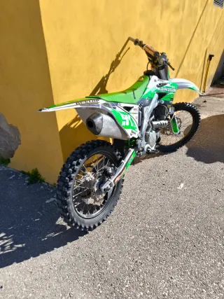Kawasaki KXF 250 F
