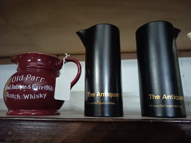 Caraffe in ceramica per whisky