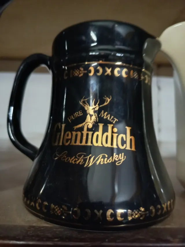 Caraffe in ceramica per whisky