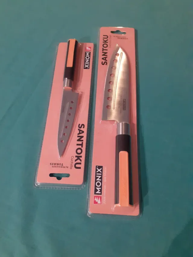 Set 2 Cuchillos Santoku Monix