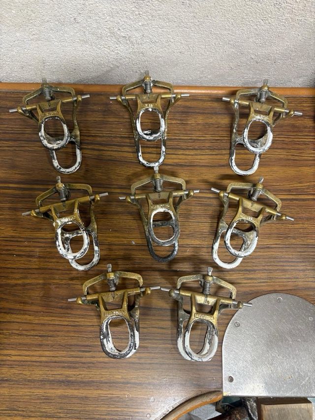 Articuladores dentales ( 8 unidades) 20€ la Unidad