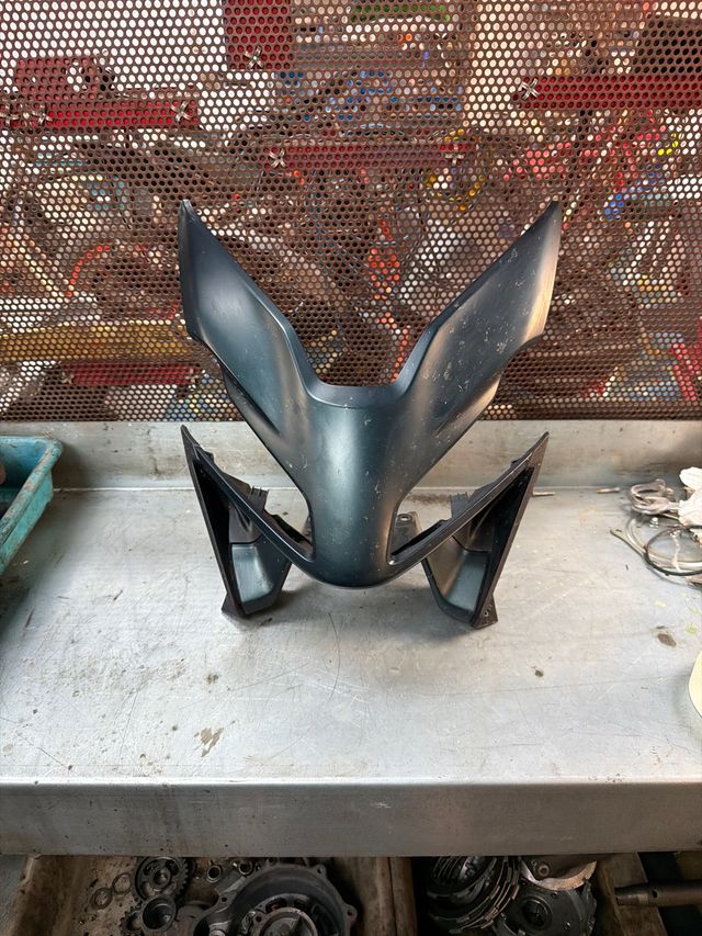 Frontal Yamaha T-Max 560 2023