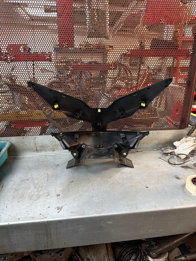 Frontal Yamaha T-Max 560 2023