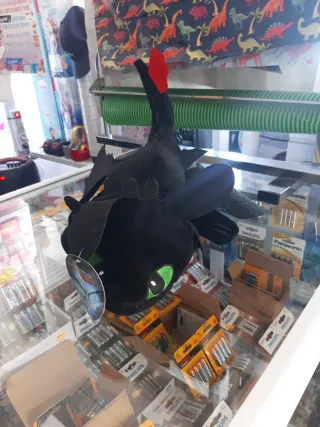 Peluche Dragón Negro y Blanco