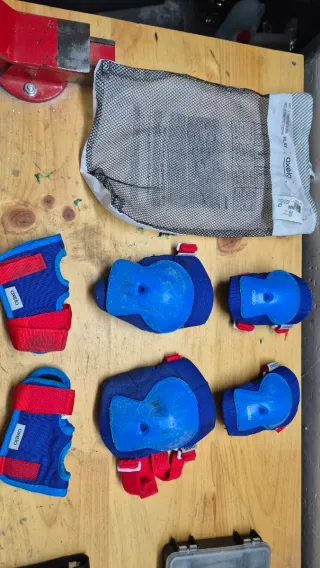 Kit coderas y rodilleras skate Oxelo