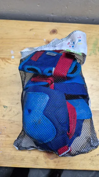 Kit coderas y rodilleras skate Oxelo