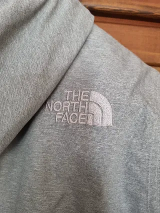 The North Face Chaquetón Plumas Hyvent Gris