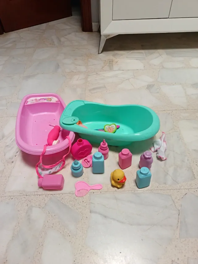 Juego de bañera y accesorios para muñecas